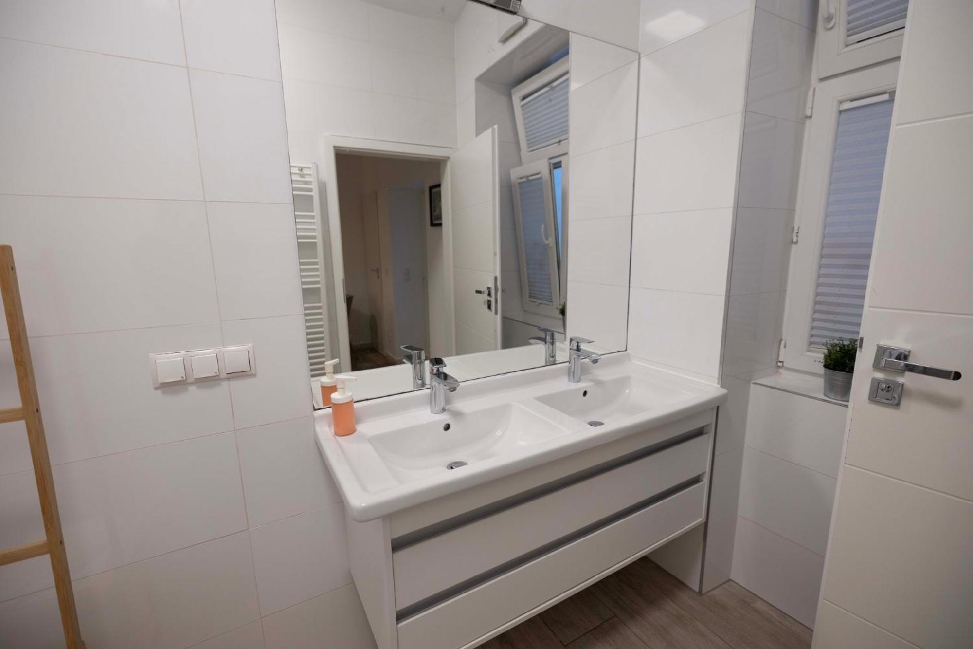 Easy Flat Mariahilf City Living Vienna Bilik gambar
